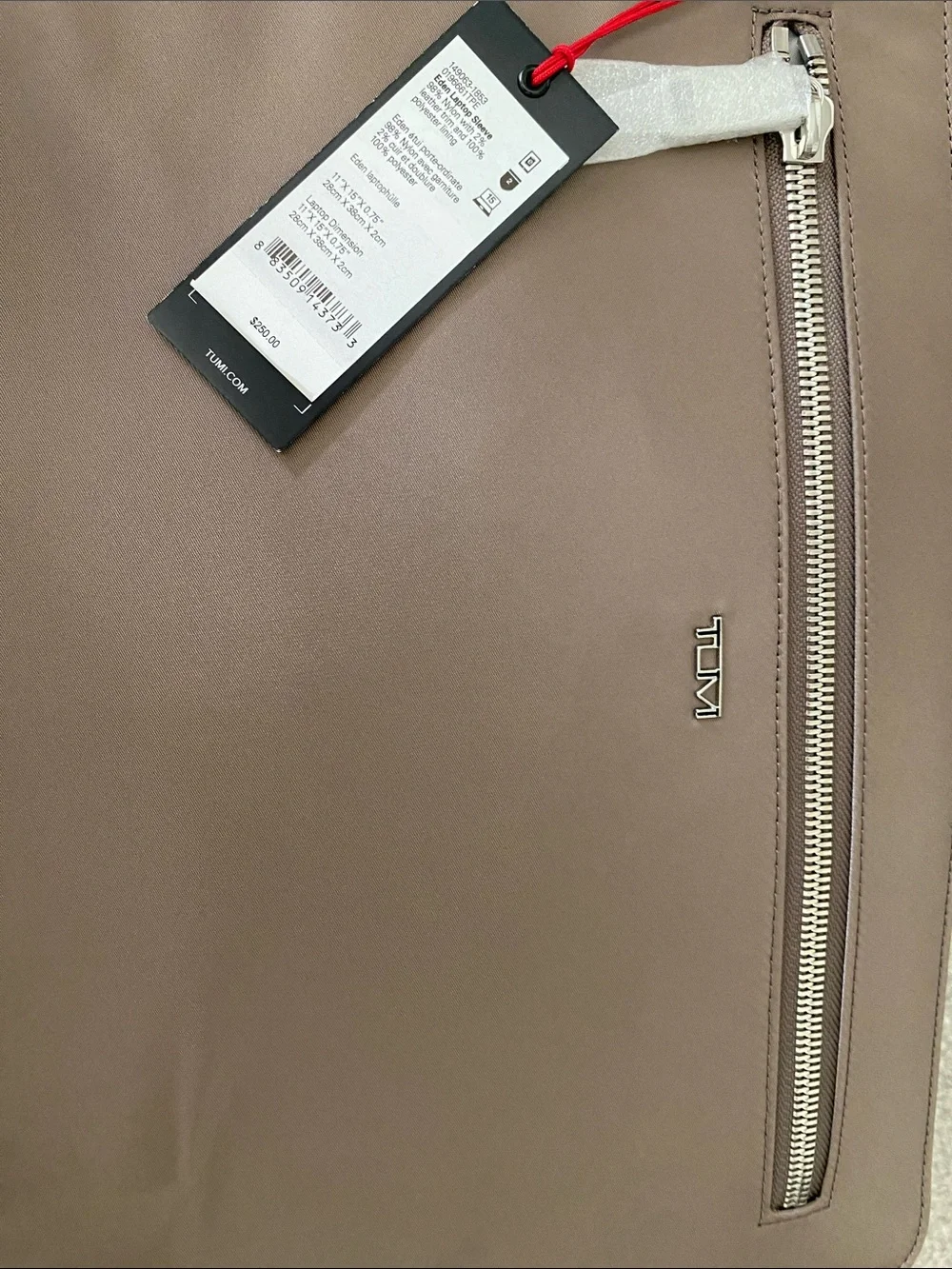 Tumi new tags